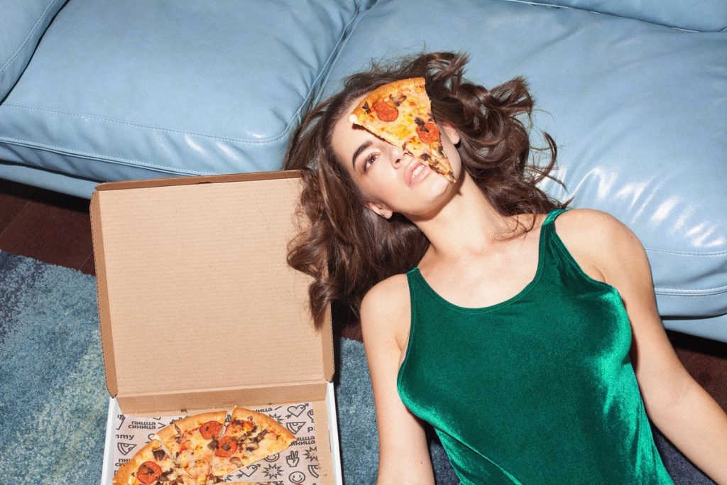 Pizza schickt 85 Menschen ins Krankenhaus