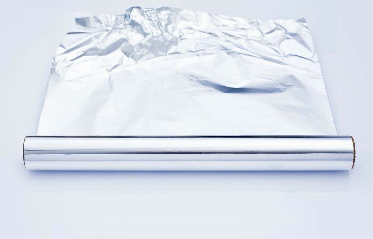 Warum ist eine Seite der Aluminiumfolie matt und die andere glänzend? Sie verwenden die falsche Seite.