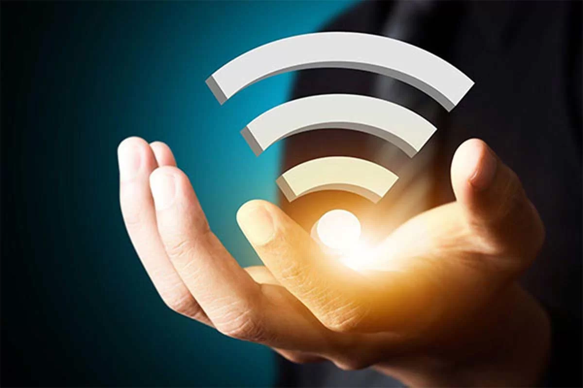 Das Ausschalten des WLANs beim Verlassen des Hauses kann alle persönlichen Daten schützen, sogar die privatesten Chats