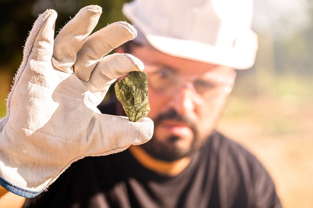 Die Erde spuckt Tausende Tonnen Gold aus: Zwei der größten Lagerstätten der Geschichte entdeckt