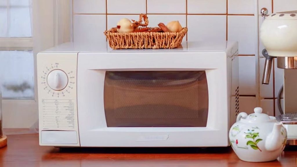Auf Wiedersehen, Mikrowelle: Experten verraten, welches Gerät sie ersetzen wird