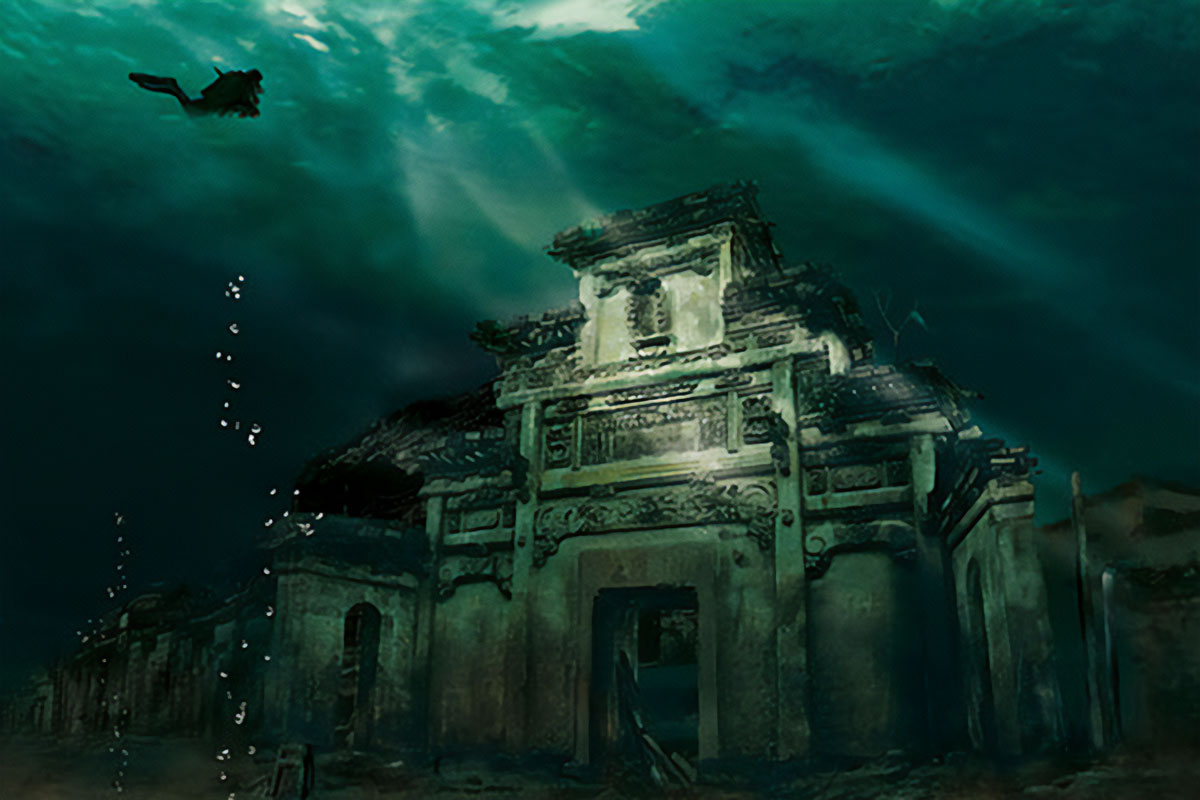 Pyramiden wurden in einer Tiefe von 600 Metern unter Wasser entdeckt. Ist das Atlantis?