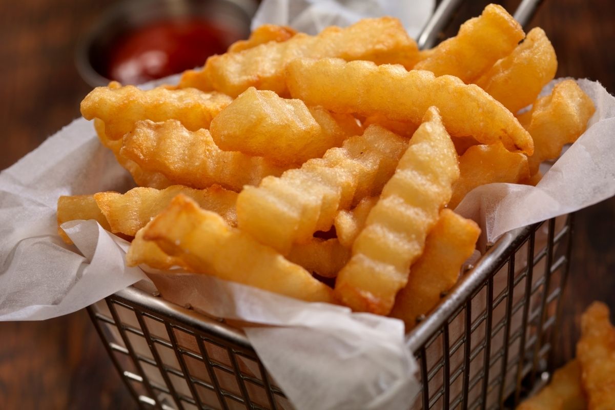 Diese knusprigen Bratkartoffelscheiben – eine tolle Alternative zu Pommes und Chips – sind der Hit dieses Sommers.
