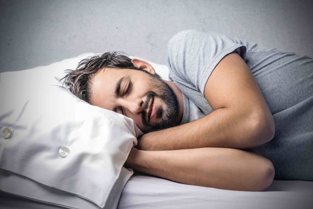 Was bedeutet es laut Psychologie, mehrmals in der Nacht aufzuwachen?