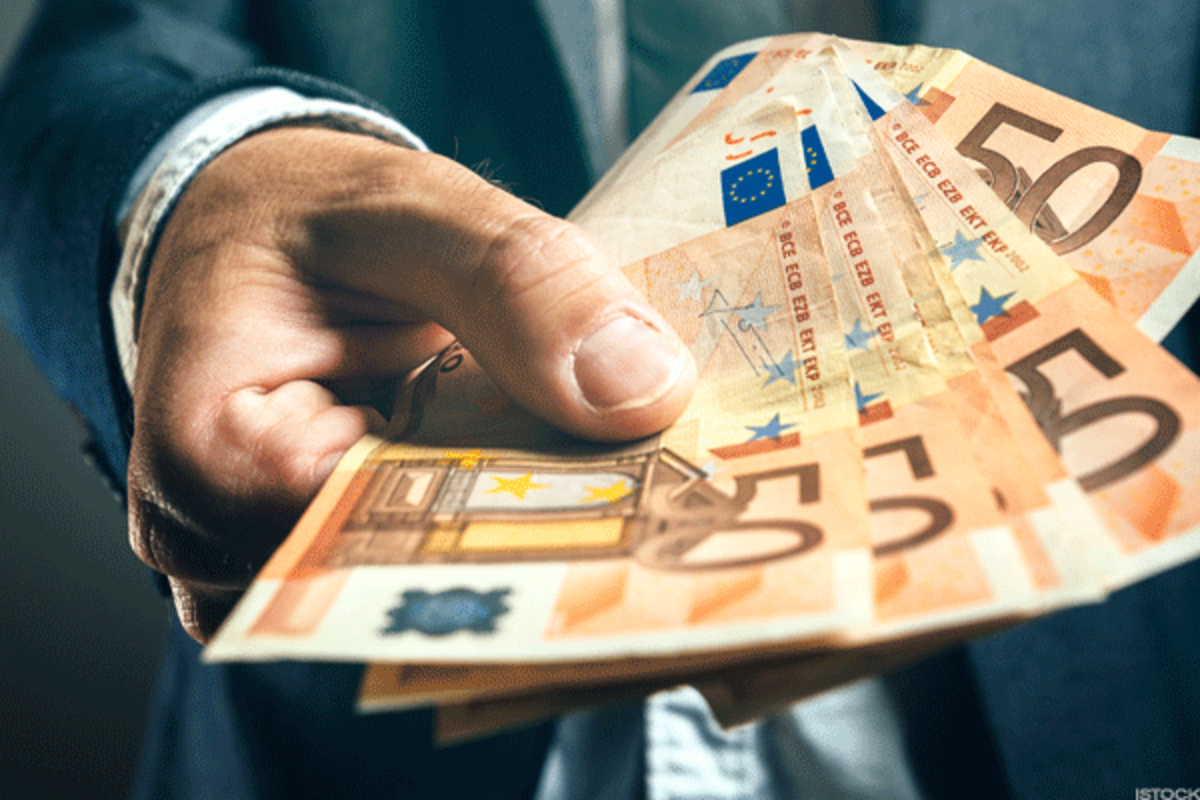 Überweisungen zwischen Freunden und Verwandten werden abgeschafft: Das ist die neue Strafe für Geldüberweisungen