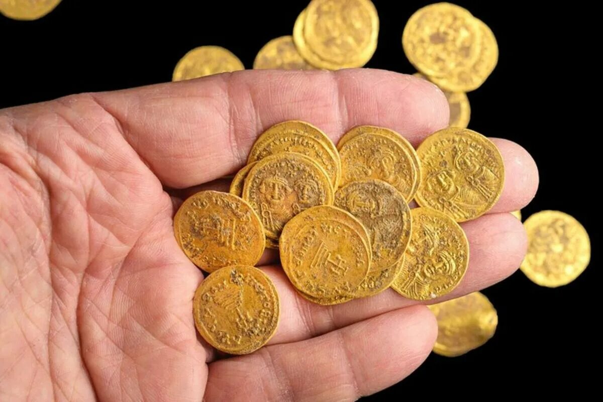 Der Standort von 100 Tonnen Gold wurde gefunden. Eine neue Mine wird gebaut.