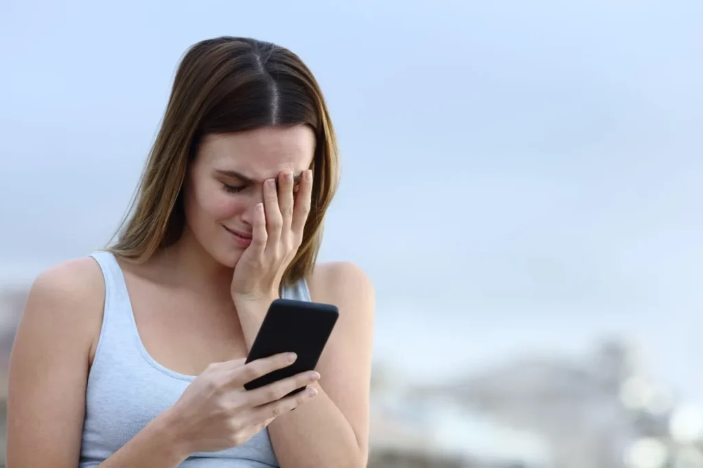Löschen Sie das sofort von Ihrem Smartphone. Es stiehlt Bankdaten