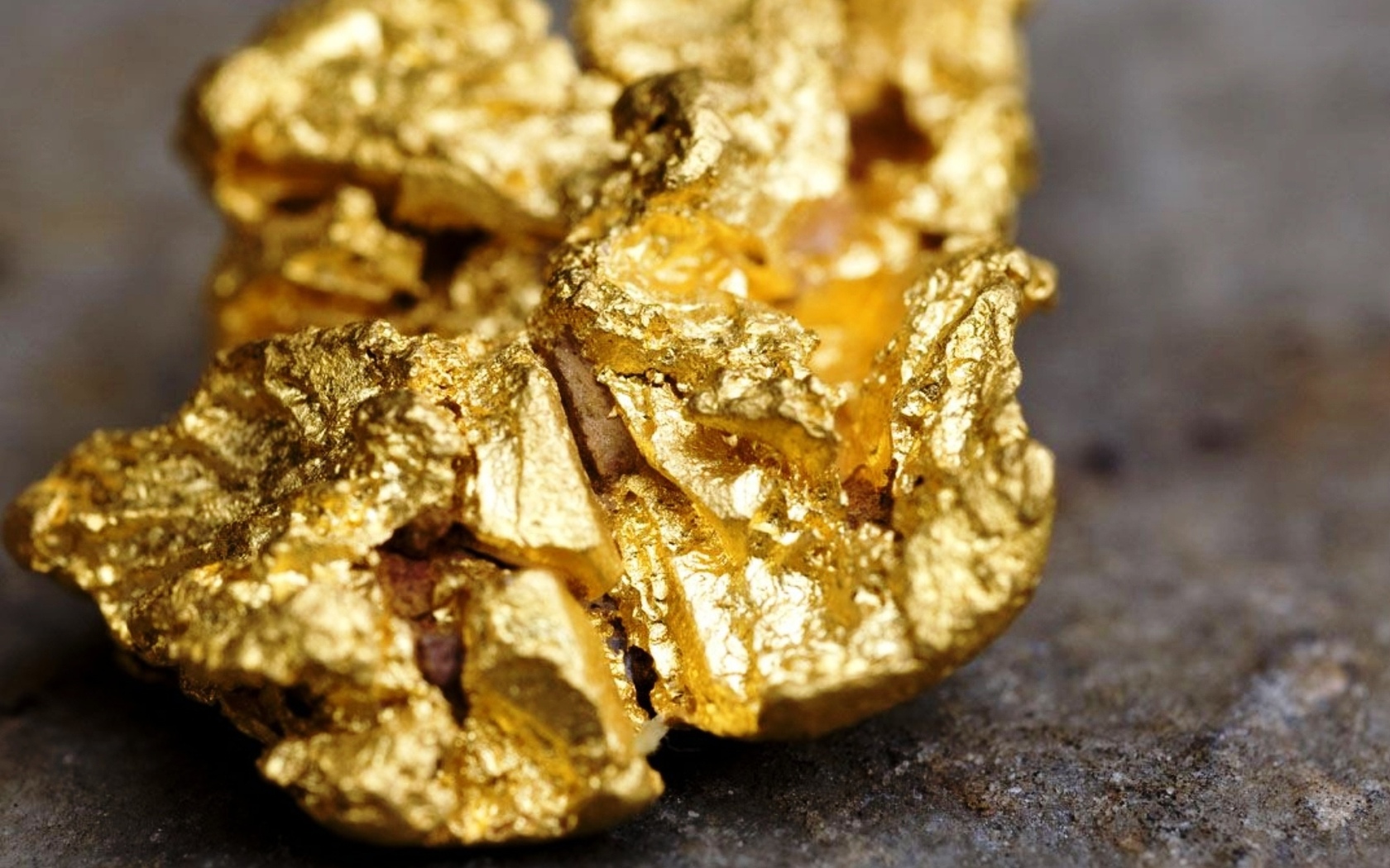 Gold lag unter Wasser: Ein See mit Tonnen von Edelmetall wurde entdeckt, und alles steht unter der Kontrolle eines einzigen Landes