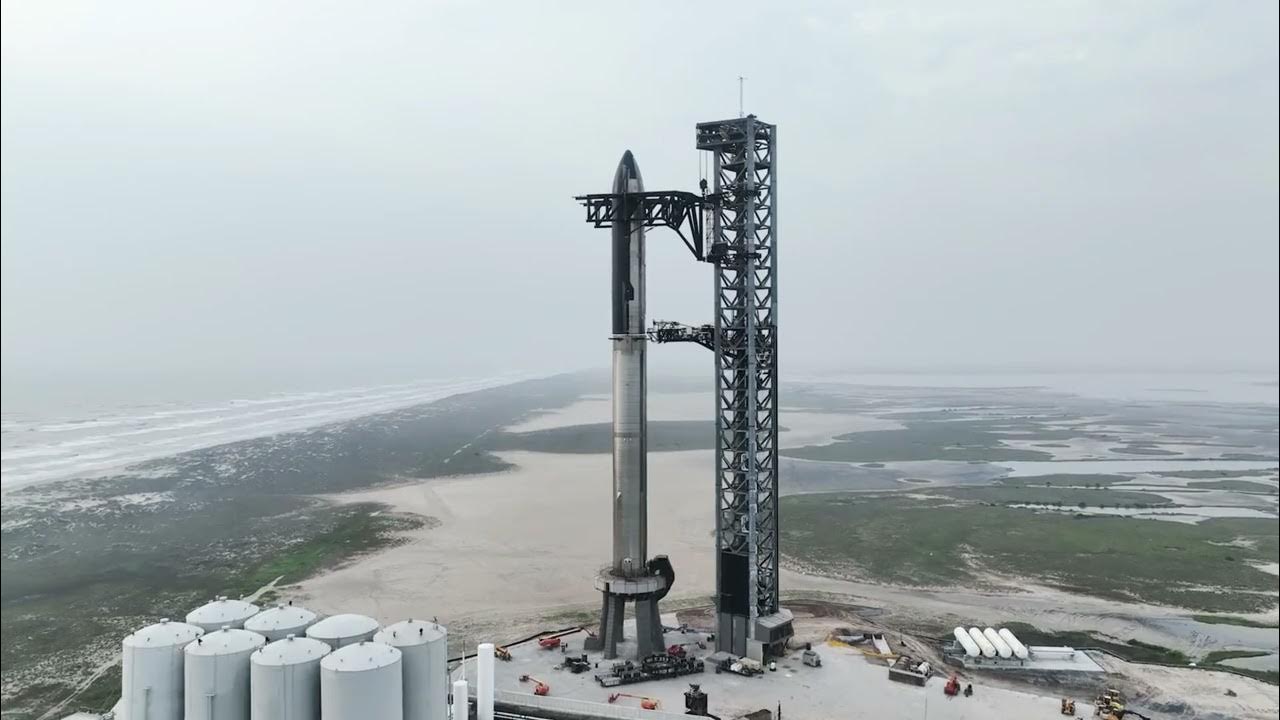 Die Rakete Starship von SpaceX hat nach mehreren Fehlversuchen den zehnten Test erfolgreich bestanden