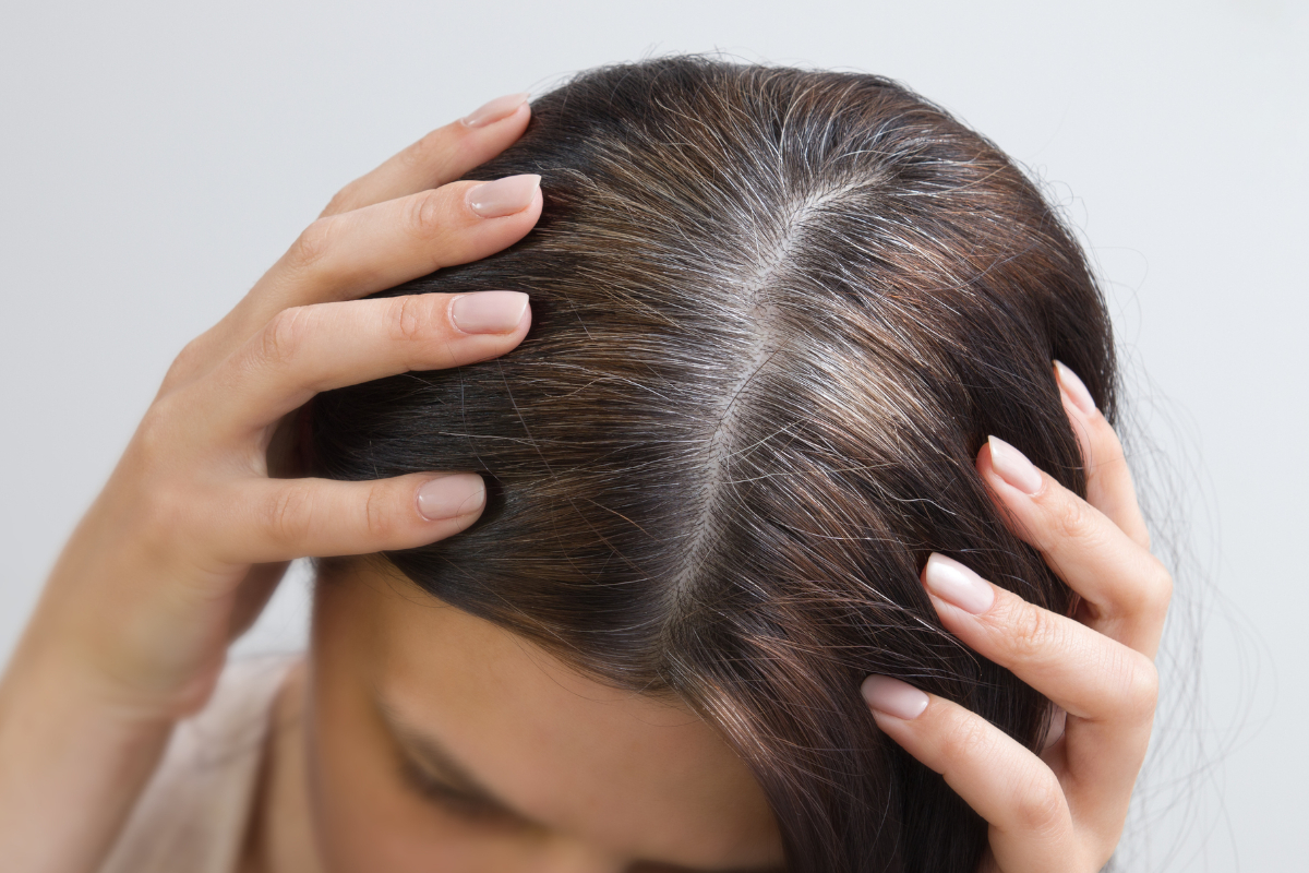 Welche Produkte eignen sich am besten, um graue Haare sofort abzudecken?