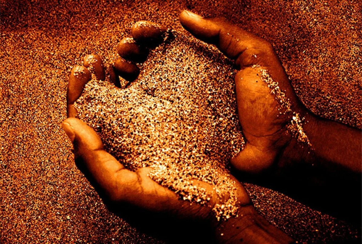 In Argentinien wurde ein Fluss voller Gold entdeckt: Er enthält Hunderte von Goldnuggets im Wert von Millionen Dollar