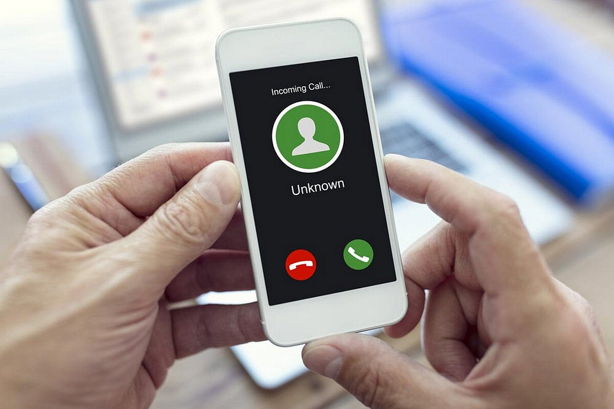 Eine harmlose Praxis, die vermieden werden sollte, da sie zu zahlreichen Spam-Anrufen auf Ihrem Mobiltelefon führen kann