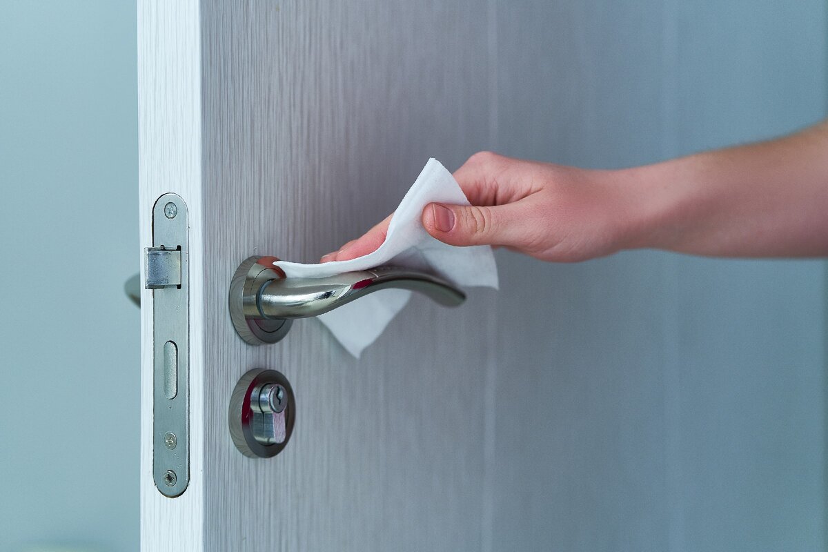 Was Türgriffe über Ihr Zuhause verraten... und über die Reinigung, die Sie immer vergessen!