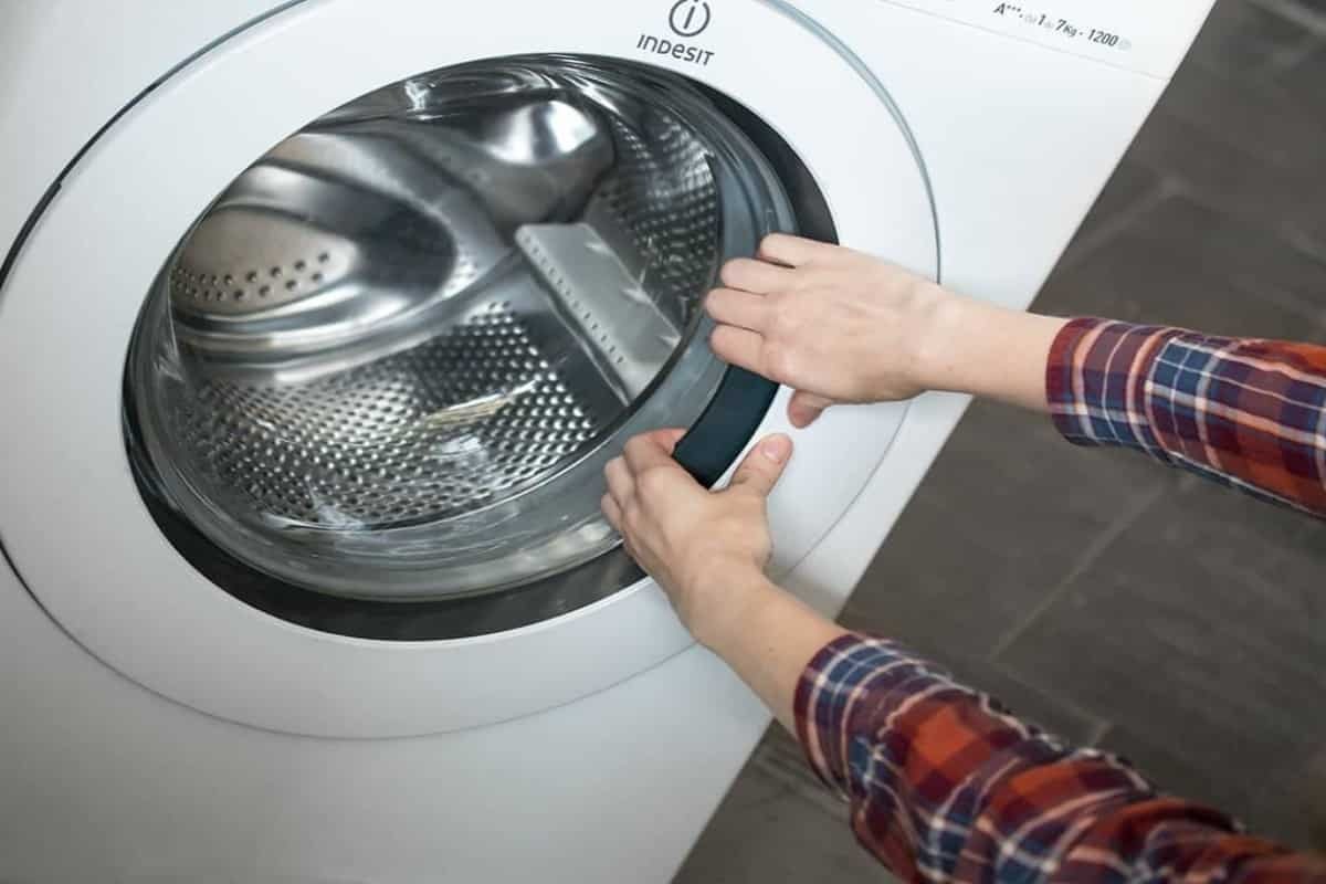 Geheimer Zugang zu jeder Waschmaschine: Nur wenige kennen diese praktische Notfallfunktion.