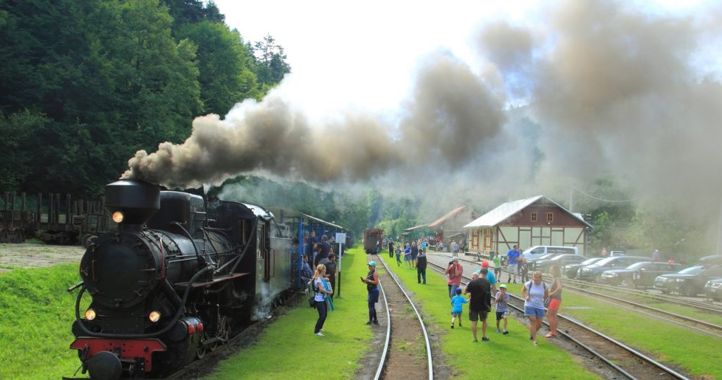 Eine einzigartige Attraktion in den Bieszczady Mountains. Eine Reise, die "Er unterstützt uns rechtzeitig"