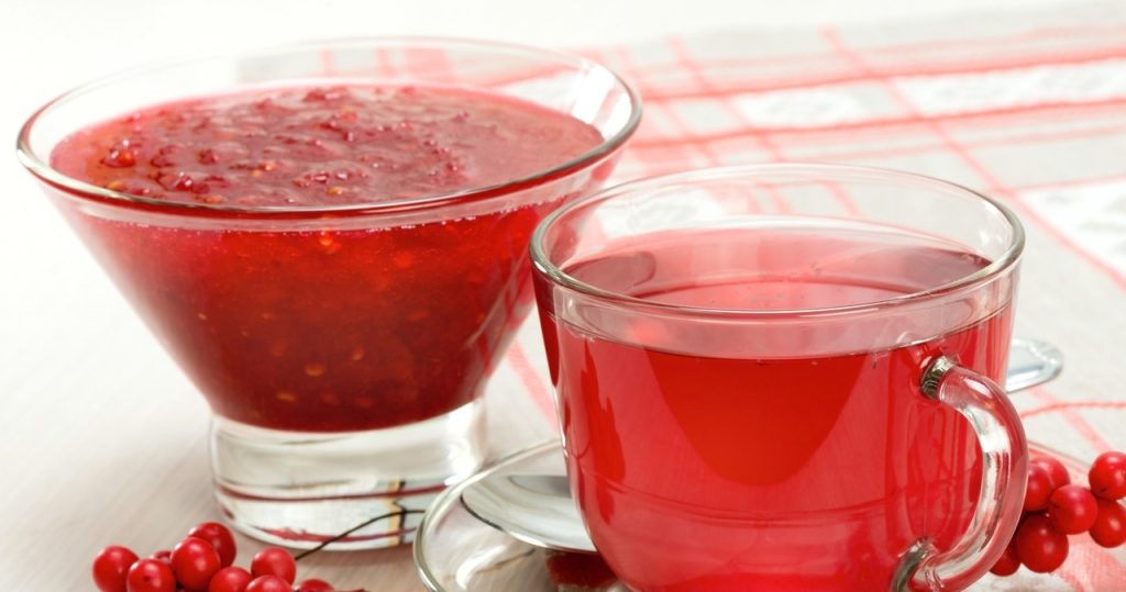 Sammeln Sie im Garten und machen Sie Saft. Dies ist eine Vitaminbombe, von der kaum jemand weiß