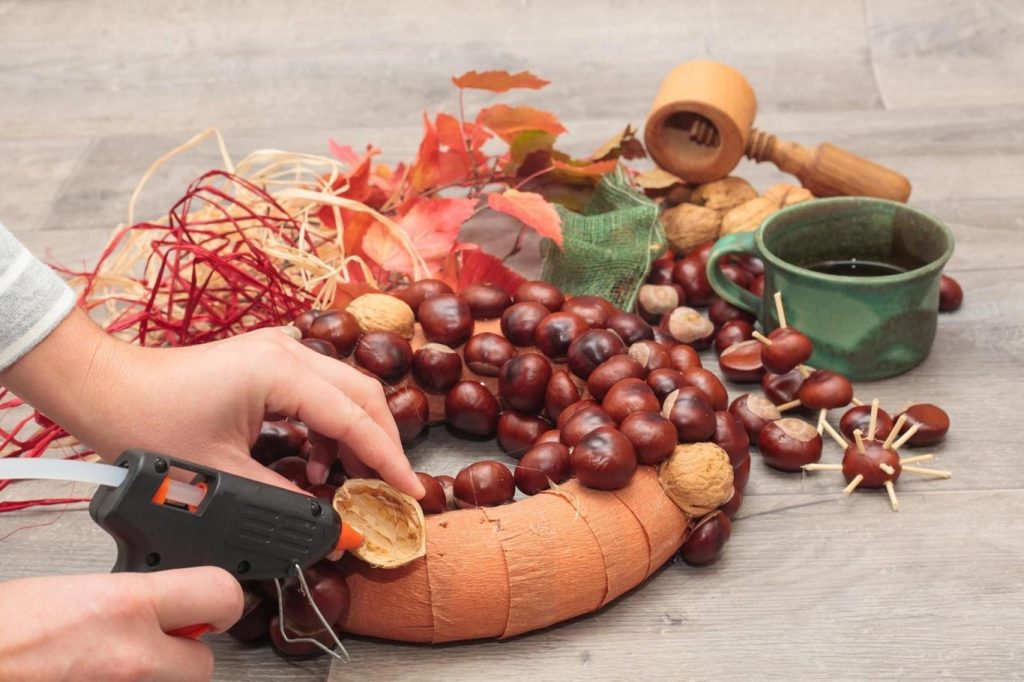 Vergessen Sie den Kürbis: Stylische Herbstdekoration in diesem Jahr ohne Überschuss an Orange